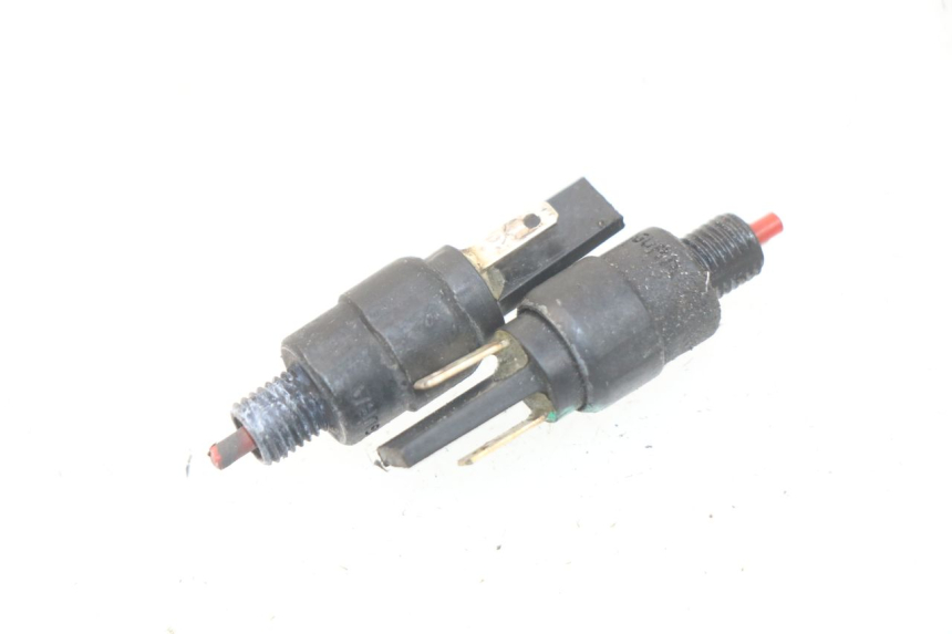 photo de CONTACTOR DE LUZ DE FRENO PIAGGIO LIBERTY IGET 4T 50 (2015 - 2020)
