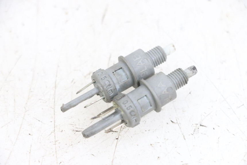 photo de INTERRUPTOR DE LUZ DE FRENO PEUGEOT LUDIX 50 (2008 - 2017) - Vista principal