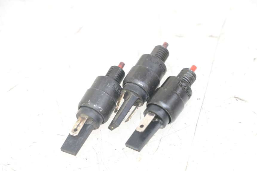 photo de LUZ FRENO INTERRUPTOR PIAGGIO MP3 LT 300 (2010 - 2016)