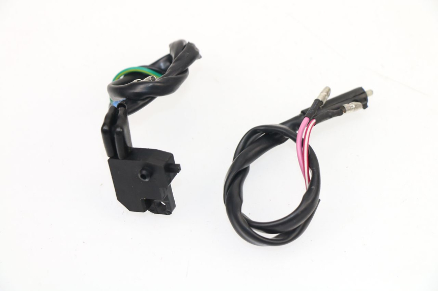 photo de LUZ FRENO INTERRUPTOR TNT MOTOR OTTO 2T 50 (2012 - 2018)