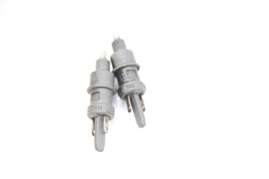 photo de INTERRUPTOR DE LUZ DE FRENO PEUGEOT LUDIX 50 (2008 - 2017)