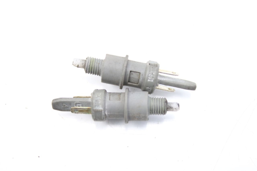 photo de INTERRUPTOR DE LUZ DE FRENO PEUGEOT LUDIX 50 (2008 - 2017)