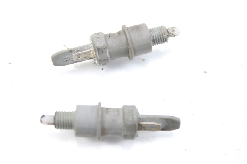 photo de INTERRUPTOR DE LUZ DE FRENO PEUGEOT LUDIX 50 (2008 - 2017)