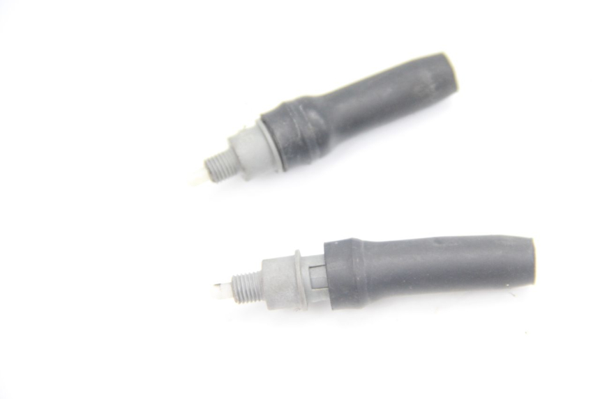 photo de LUZ FRENO INTERRUPTOR PEUGEOT VIVACITY 100 (1999 - 2008)