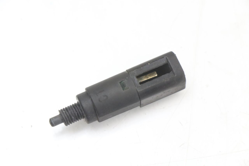 photo de LUZ FRENO INTERRUPTOR PIAGGIO FLY 4T 50 (2004 - 2010)