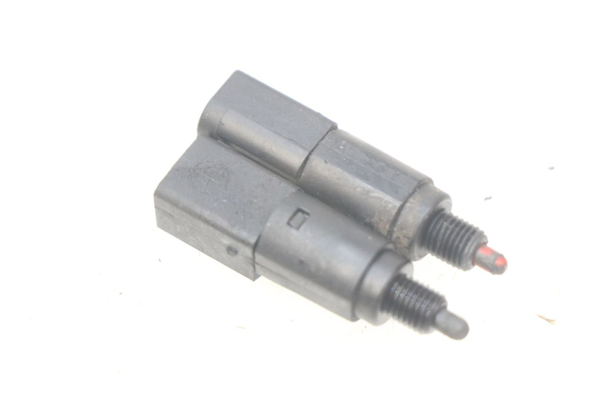 photo de INTERRUPTOR DE LUZ DE FRENO PIAGGIO LIBERTY 4T 50 (2004 - 2008)