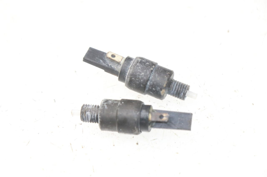 photo de LUZ FRENO INTERRUPTOR PIAGGIO VESPA LX IE 125 (2010 - 2012)
