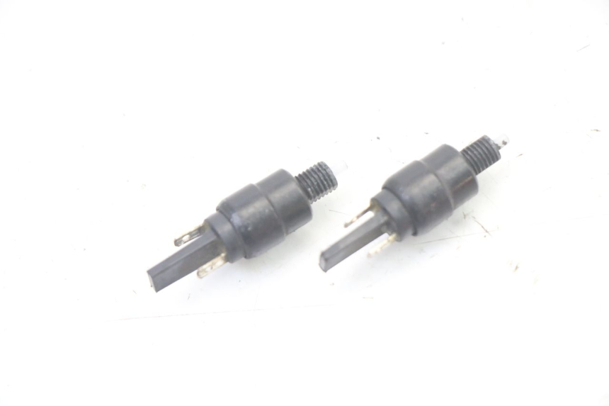 photo de LUZ FRENO INTERRUPTOR APRILIA SCARABEO GT TOURING 125 (1999 - 2005)
