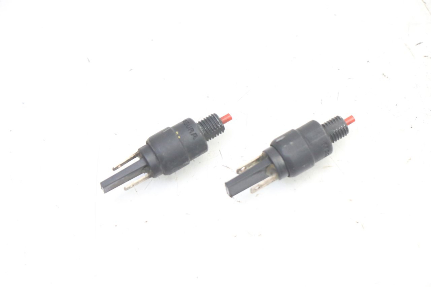 photo de LUZ FRENO INTERRUPTOR APRILIA SR 2T 50 (2018 - 2022)