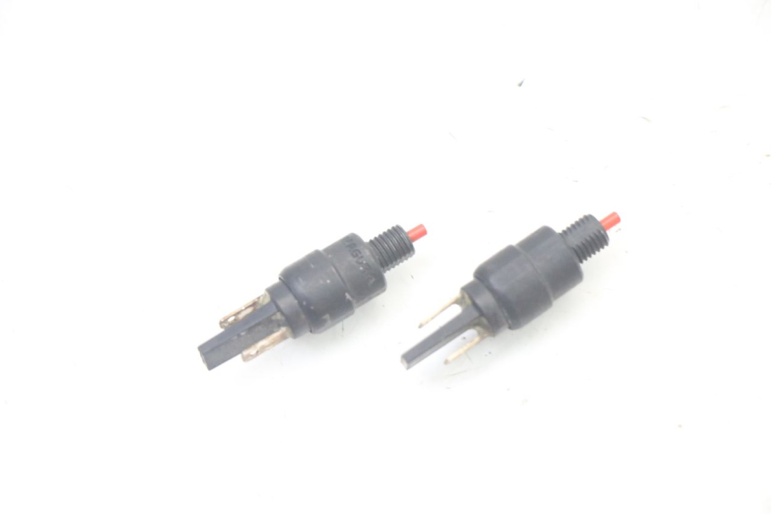 photo de INTERRUPTOR DE LUZ DE FRENO APRILIA SXR 50 (2021 - 2023)