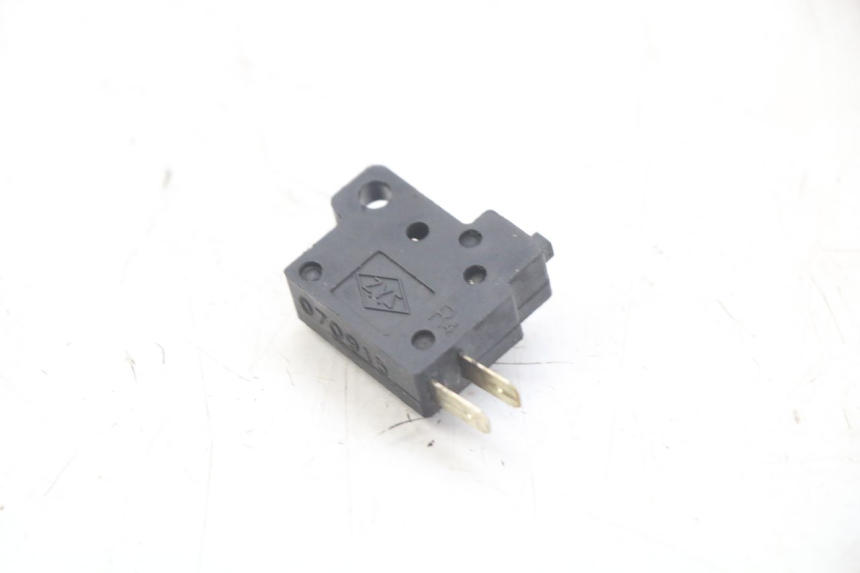 photo de Interruptor de luz de freno SYM JET EURO X 2T 50 (2003 - 2007)