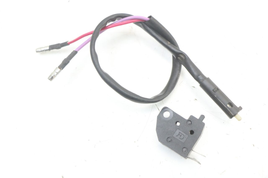 photo de LUZ FRENO INTERRUPTOR TNT MOTOR ROMA 10' 2T 50 (2011 - 2018)