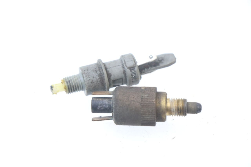 photo de LUZ FRENO INTERRUPTOR PIAGGIO TYPHOON 50 (1993 - 1999)