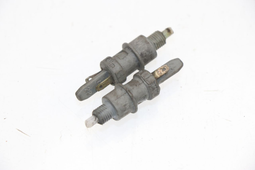 photo de LUZ FRENO INTERRUPTOR PIAGGIO TYPHOON 50 (1993 - 1999)