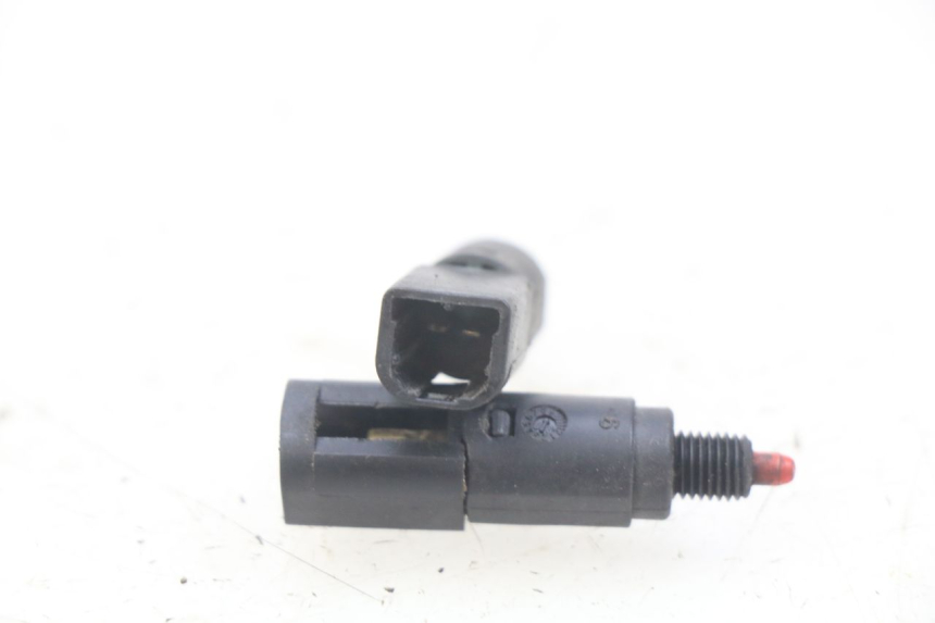 photo de INTERRUPTOR DE LUZ DE FRENO PIAGGIO VESPA S 2T 50 (2007 - 2014)