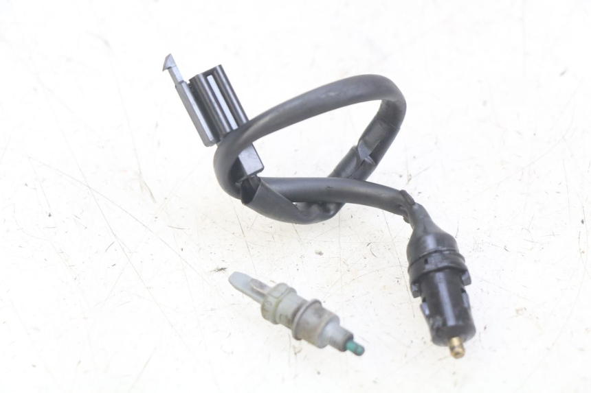 photo de INTERRUPTOR DE LUZ DE FRENO YAMAHA BW'S EASY 50 (2013 - 2016)