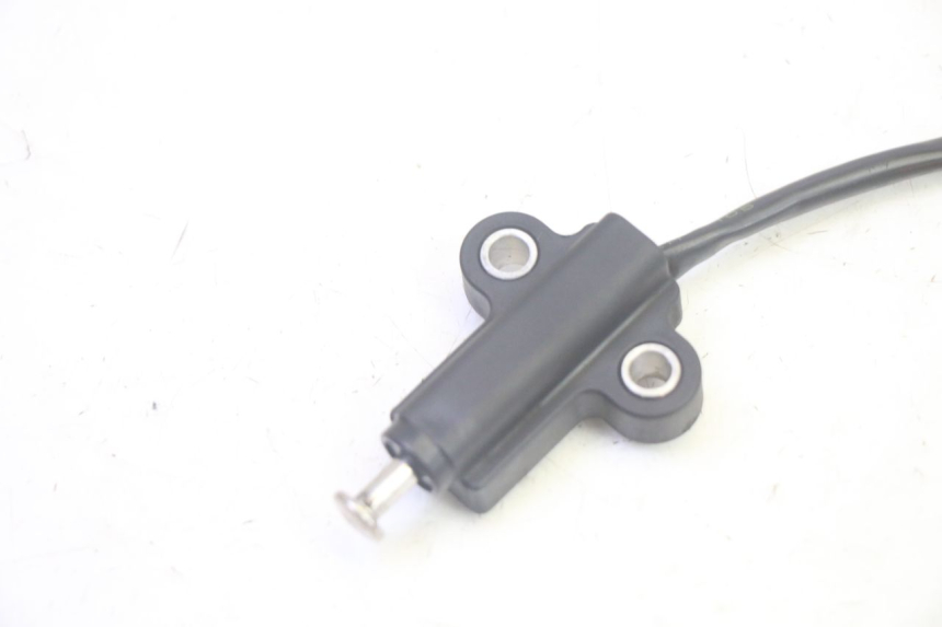 photo de INTERRUPTOR DE ENCENDIDO PATA DE CABRA SUZUKI BURGMAN 125 (2007 - 2014) - Zoom estado de uso