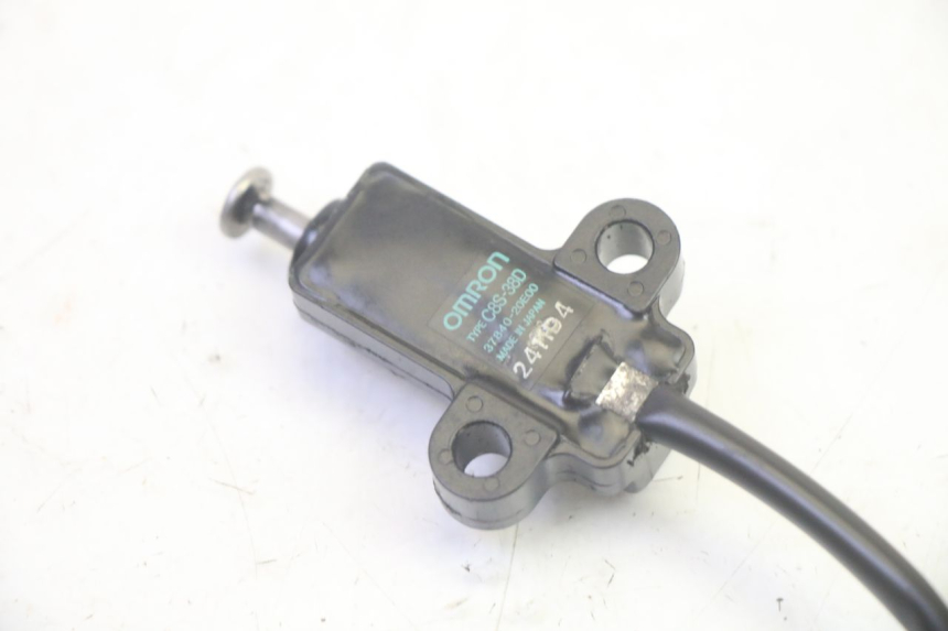 photo de CABALLETE INTERRUPTOR SUZUKI BURGMAN EXECUTIVE ABS 650 (2006 - 2012) - Primer plano técnico