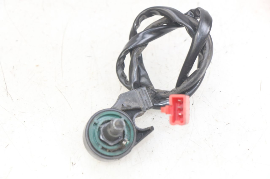 photo de INTERRUPTOR DE ENCENDIDO PATA DE CABRA JM MOTORS OLDIES RS 4T 50 (2021 - 2024)