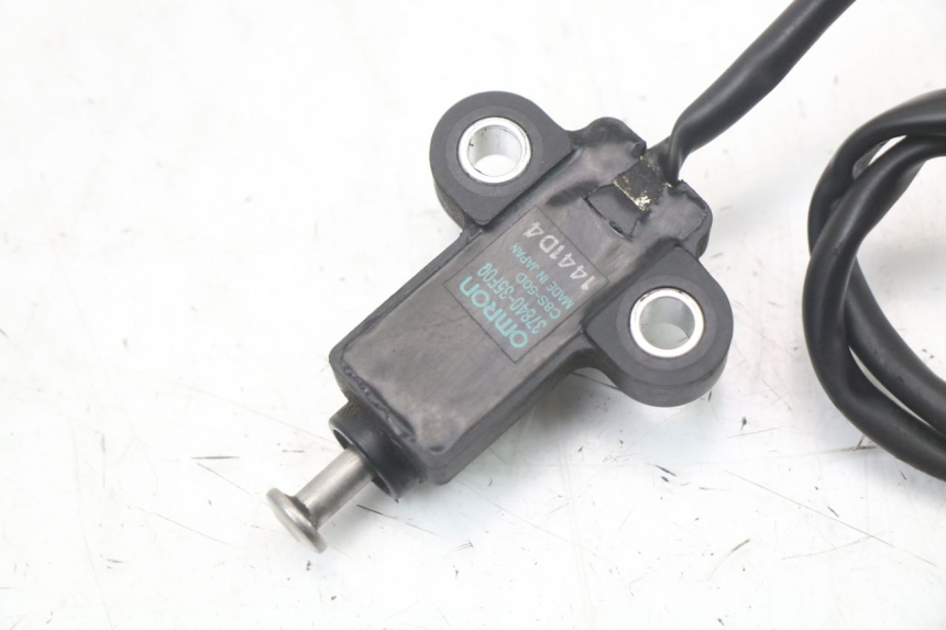 photo de CABALLETE INTERRUPTOR SUZUKI GSR 750 (2011 - 2017)