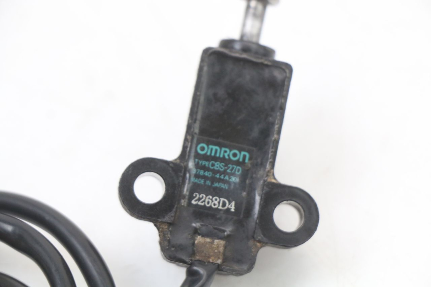 photo de CABALLETE INTERRUPTOR SUZUKI GZ MARAUDER 125 (1998 - 2004)