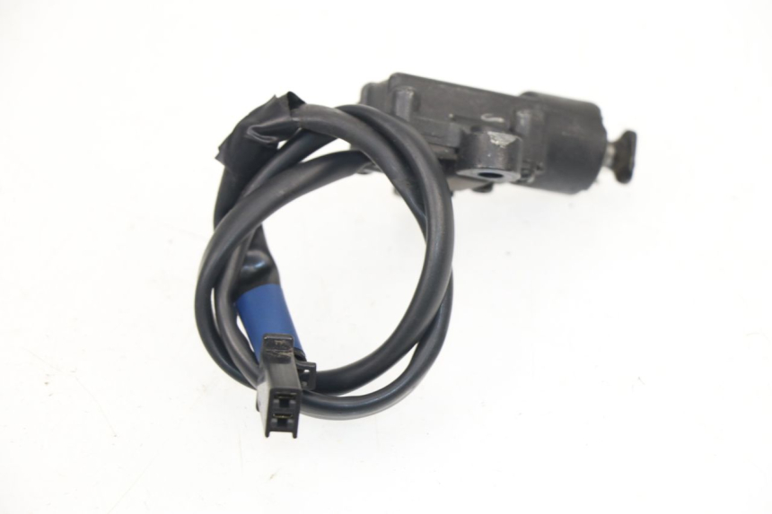 photo de INTERRUPTOR DE ENCENDIDO PATA DE CABRA YAMAHA BW'S BWS 125 (2010 - 2013)