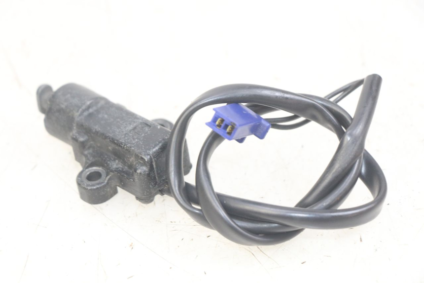 photo de INTERRUPTOR DE ENCENDIDO PATA DE CABRA YAMAHA X-MAX XMAX 125 (2010 - 2014)