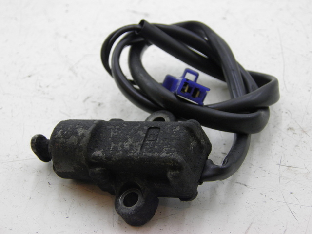 photo de INTERRUPTOR DE ENCENDIDO PATA DE CABRA YAMAHA YP MAJESTY 125 (2002 - 2006)