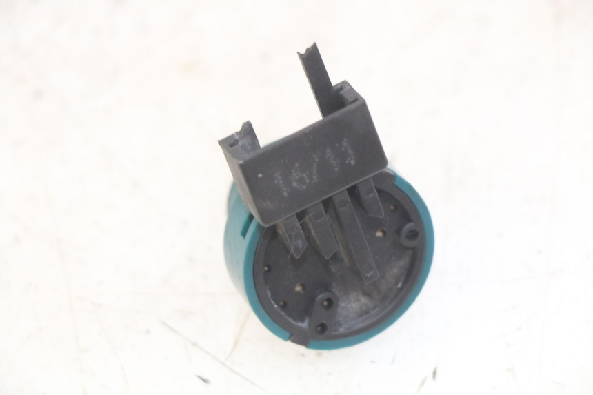 photo de INTERRUPTOR DE ENCENDIDO PIAGGIO FLY 2T 50 (2004 - 2017)