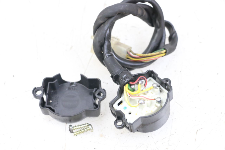 photo de INTERRUPTOR MOTO GUZZI NORGE 8V GT 1200 (2011 - 2016)