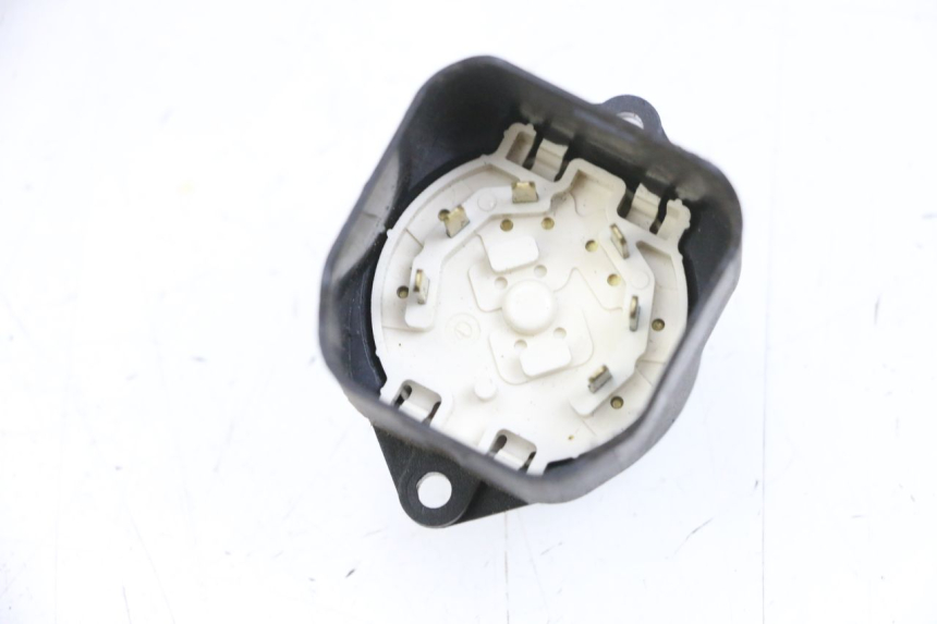 photo de INTERRUPTOR PIAGGIO MP3 RL 250 (2007 - 2010) - Zoom estado de uso