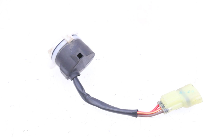 photo de INTERRUPTOR YAMAHA NEO'S CORE 1 (2022 - 2026) - Detalle de la pieza