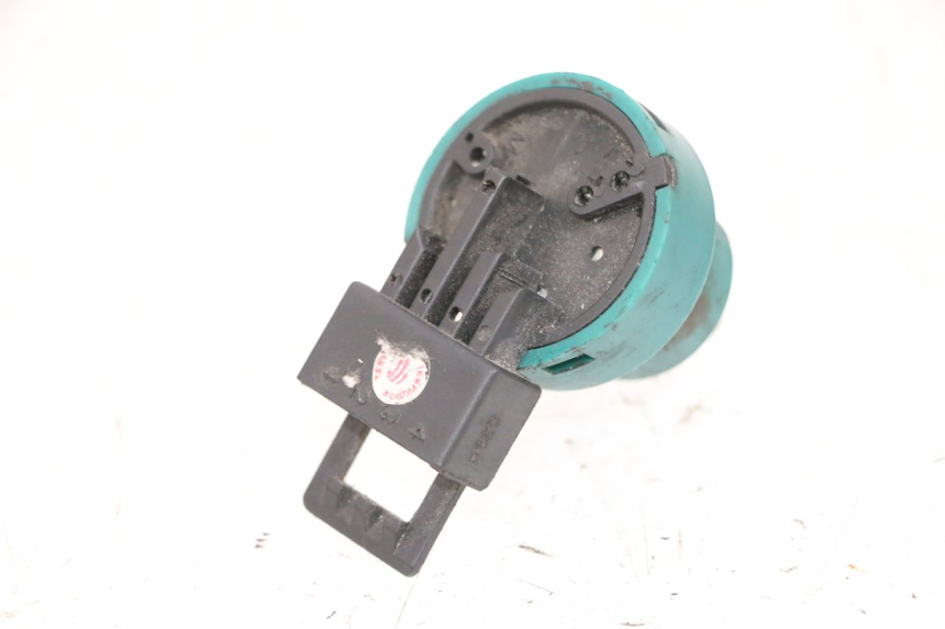 photo de INTERRUPTOR DE ENCENDIDO PIAGGIO NEW TYPHOON 50 (2018 - 2021) - Vista principal