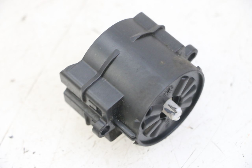 photo de INTERRUPTOR GILERA NEXUS 125 (2009 - 2013)