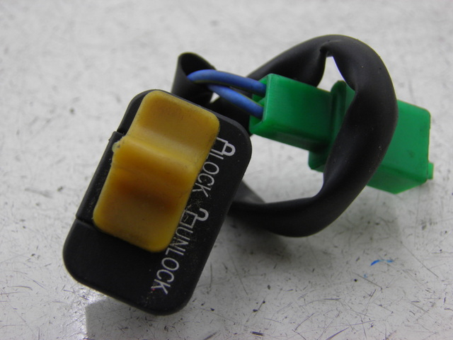 photo de INTERRUPTOR PEUGEOT TWEET 4T 50 (2010 - 2014)