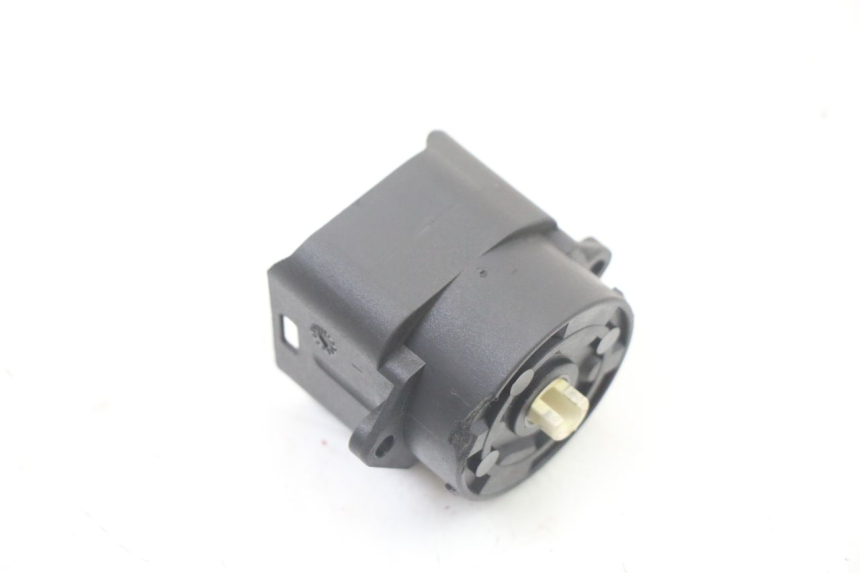 photo de INTERRUPTOR PIAGGIO MP3 500 (2014 - 2016)