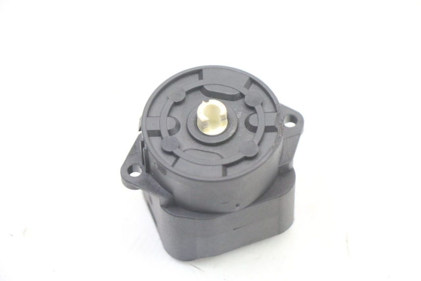 photo de INTERRUPTOR PIAGGIO MP3 500 (2014 - 2016)
