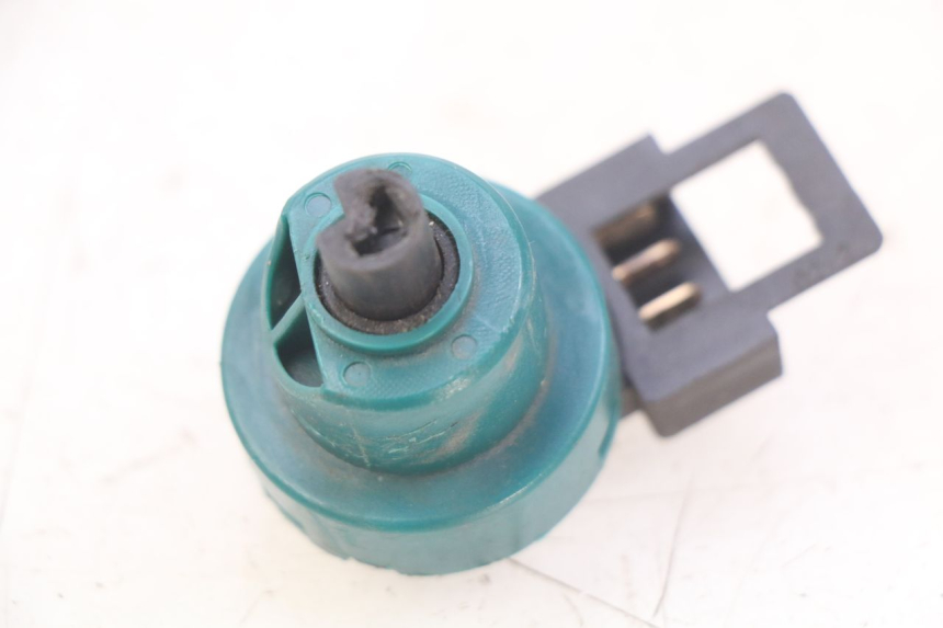 photo de INTERRUPTOR DE ENCENDIDO PIAGGIO VESPA PRIMAVERA 2T 50 (2013 - 2018)