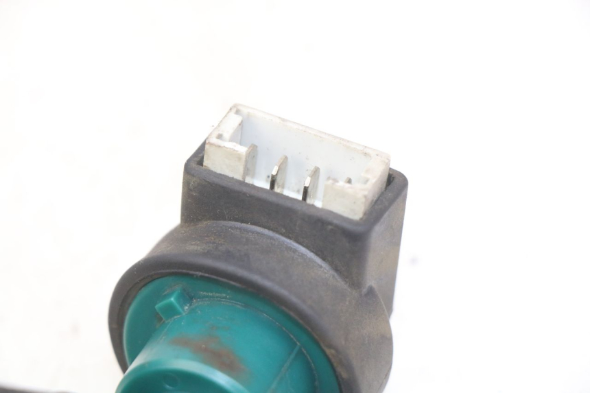 photo de INTERRUPTOR DE ENCENDIDO PIAGGIO XEVO - X EVO 125 (2007 - 2016)