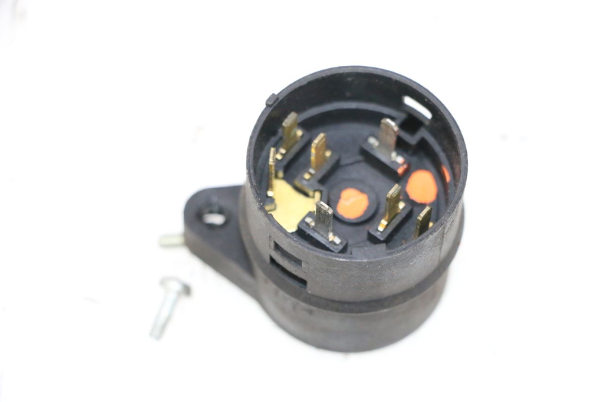 photo de INTERRUPTOR PEUGEOT SATELIS COMPRESSOR K15 125 (2006 - 2009) - Vista principal