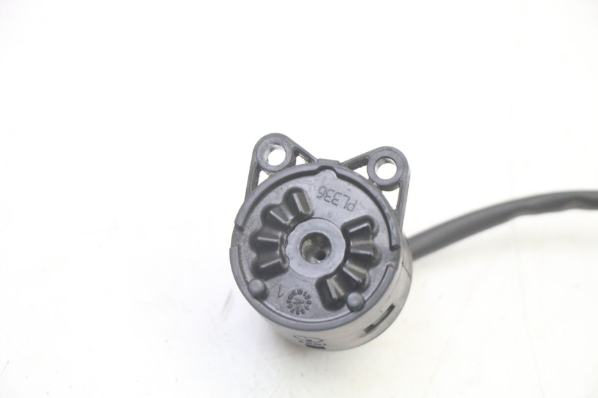 photo de INTERRUPTOR APRILIA SCARABEO GT TOURING 125 (1999 - 2005)