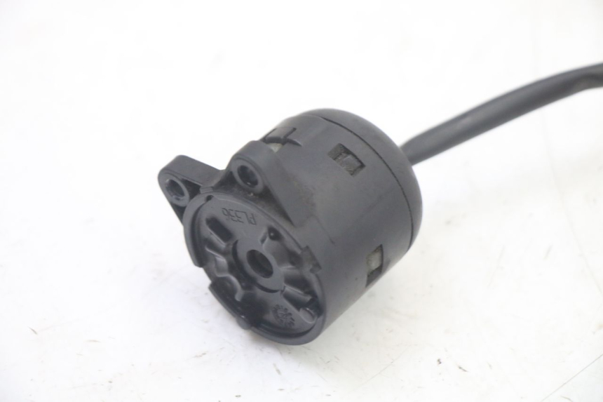 photo de INTERRUPTOR APRILIA SCARABEO GT TOURING 125 (1999 - 2005)