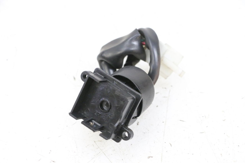 photo de INTERRUPTOR PEUGEOT SPEEDFIGHT 4 4T EFI 50 (2021 - 2025) - Vista principal