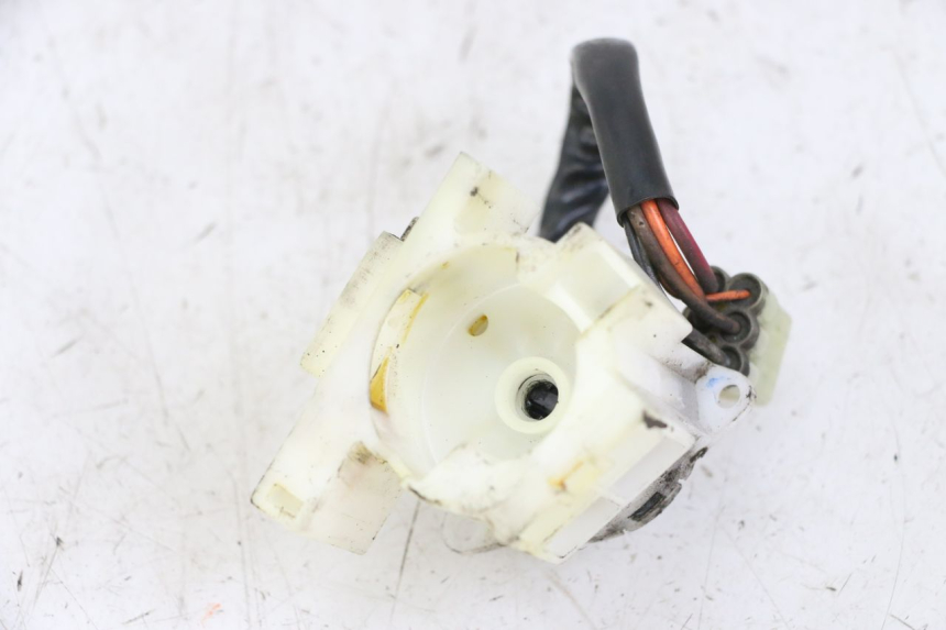 photo de INTERRUPTOR SUZUKI BURGMAN 125 (2015 - 2017)