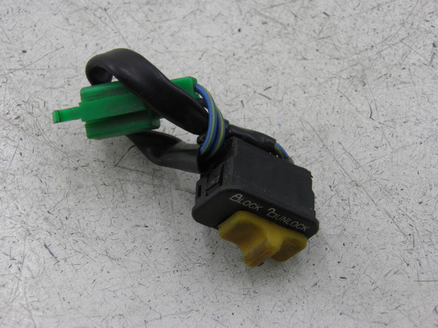 photo de INTERRUPTOR DE ENCENDIDO SYM FIDDLE 2 50 (2008 - 2013)