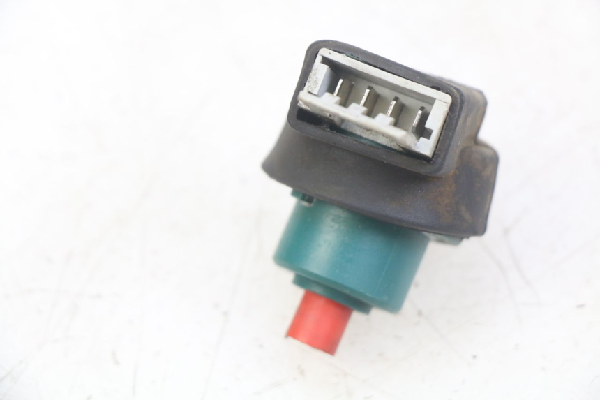 photo de INTERRUPTOR DE ENCENDIDO. PIAGGIO X8 125 (2004 - 2007)