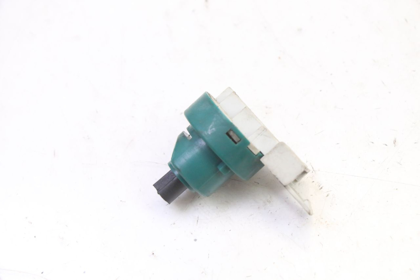 photo de INTERRUPTOR DE ENCENDIDO PIAGGIO X9 EVOLUTION 125 (2003 - 2007)