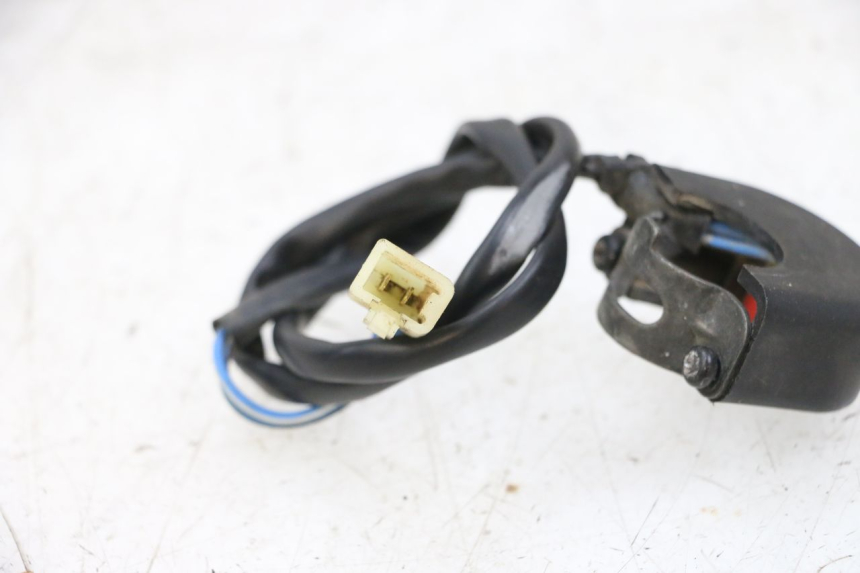 photo de INTERRUPTOR YAMAHA YFM R RAPTOR 250 (2008 - 2014) - Detalle de la pieza