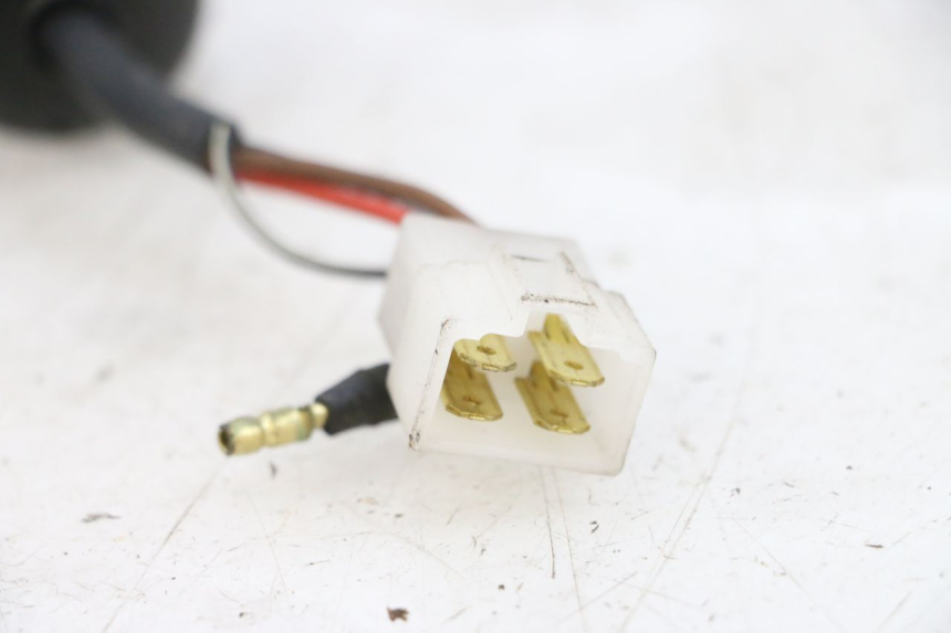 photo de INTERRUPTOR DE ENCENDIDO YAMAHA YP MAJESTY 125 (2002 - 2006) - Otra perspectiva