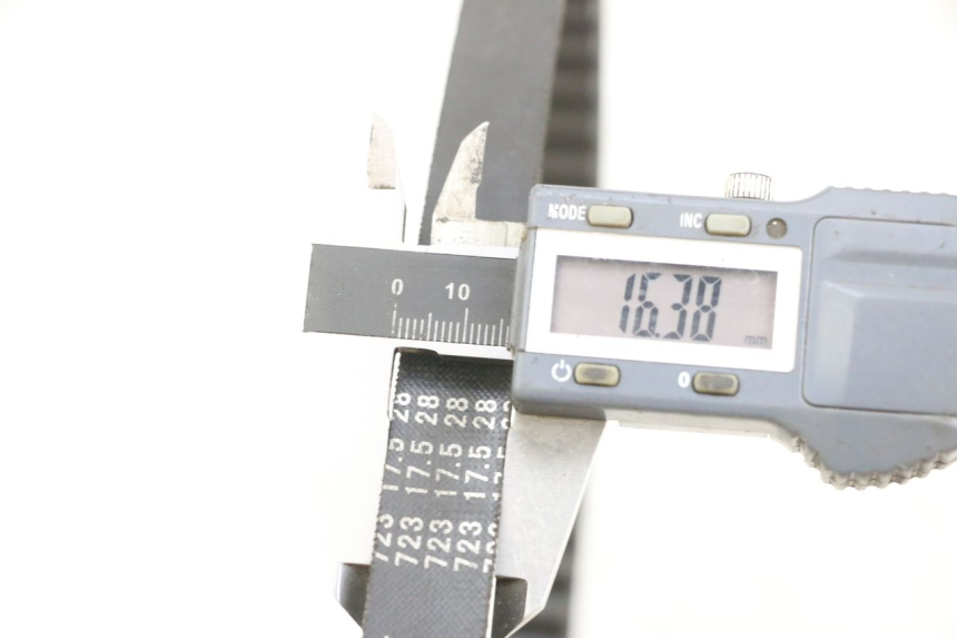 photo de CORREA PEUGEOT KISBEE 4T 50 (2018 - 2022) - Detalle de la pieza